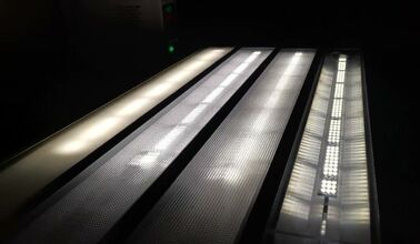 Сравнение внешнего вида защитных стёкол для светильников. Прозрачное, микропризма и матовое. 